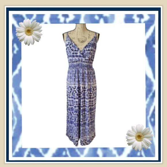 PRETTY ☆ BLUE PRINT CROSSOVER BUST ☆ MAXI DRESS ☆ XL ☆ NWT - Picture 1 of 9
